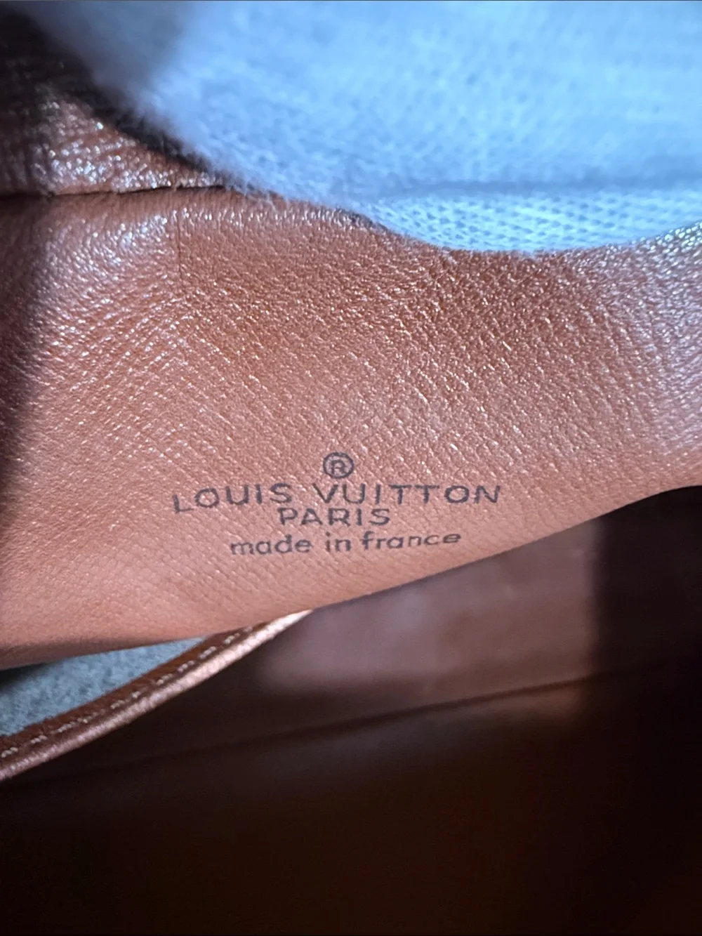 Louis Vuitton Monogram Canvas Satchel in Brown with Tan Trim Unisex authentic